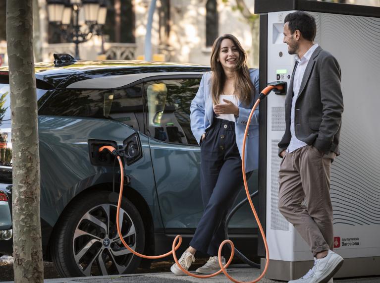 Recharging points for electric cars and motos