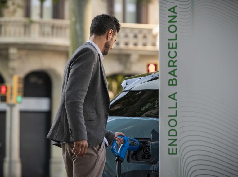 Four new charging points added to the Endolla Barcelona network 
